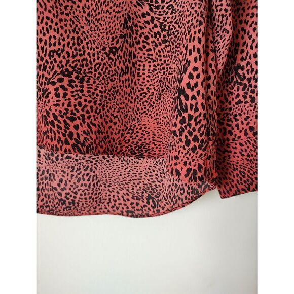 Vince Camuto Women's Size XS Leopard Print Cream Pink Long Sleeve Blouse Top - Picture 3 of 11